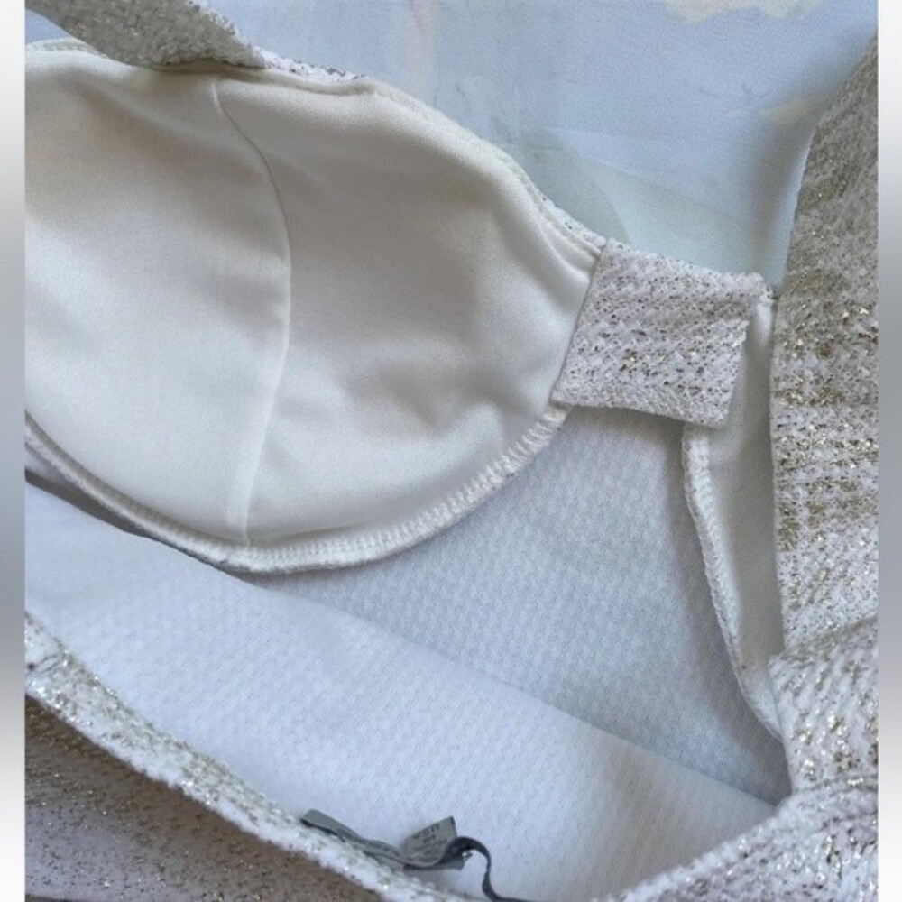 Charlotte Russe Cropped Top Size Small Stretch White &Gold Glitter Cami - Picture 2 of 12